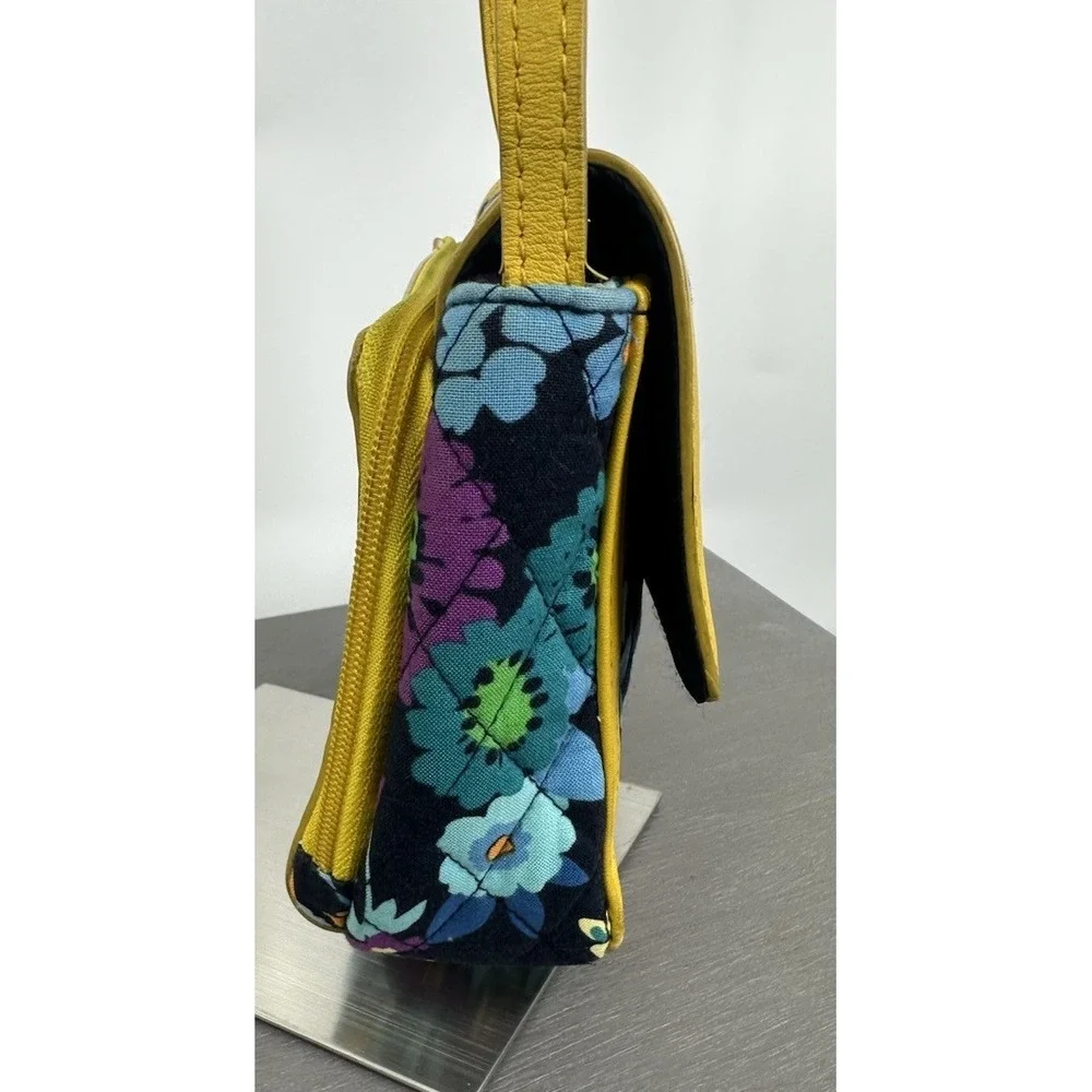 Vera‎ Bradley Midnight Blues Patricia Crossbody Purse Floral Yellow Turn Lock